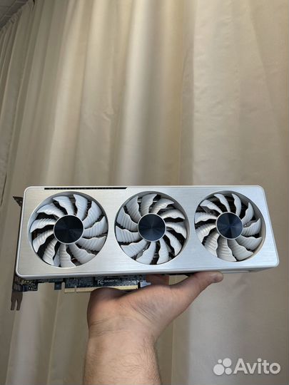 Gigabyte Vision RTX 3070 8Gb Белая видеокарта
