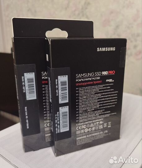 Samsung 1 тб SSD 980 Pro (MZ-V8P1T0BW)