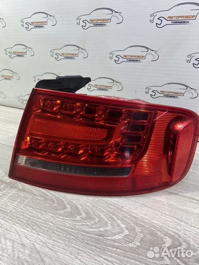 Фонарь задний правый в крыло Audi A4 B8 07-12