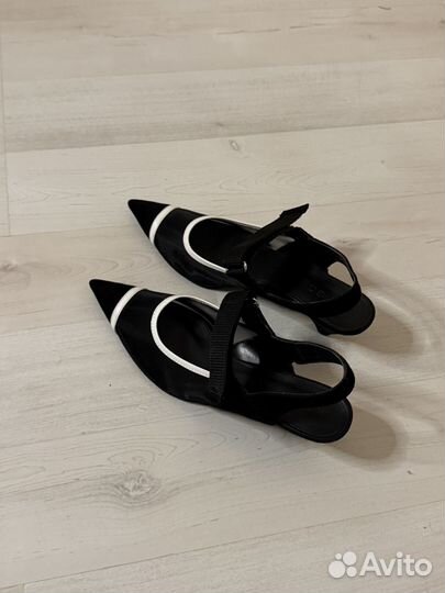 Туфли женские