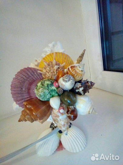 Светильник из настоящих ракушек