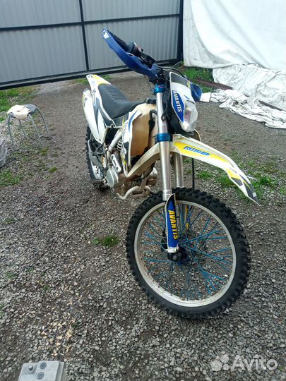 Avantis FX250Lux