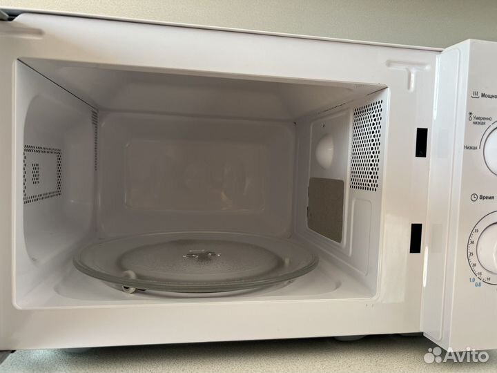 Микроволновая печь Midea