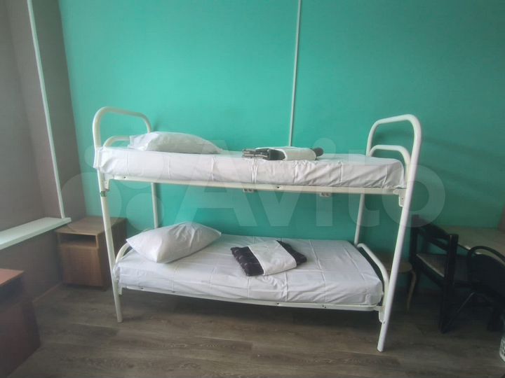 Комната 13 м², 1/4 эт.