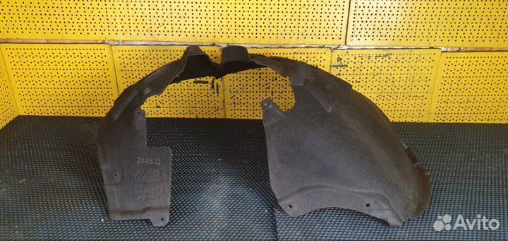 Локер Vw Touareg 2 NF 3.0 CRC 2014