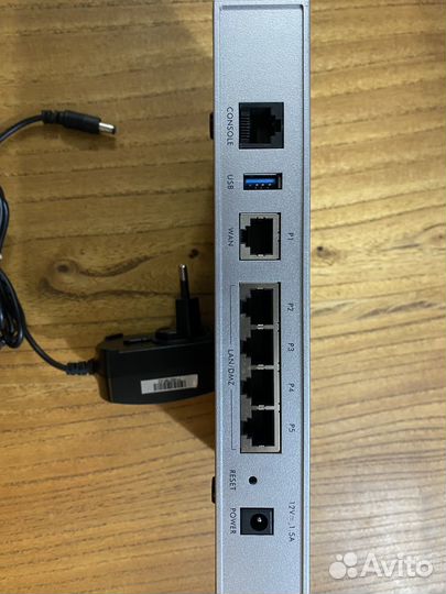 Роутер Zyxel ZyWall USG20