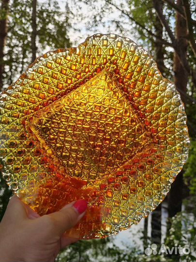 Вазочка конфетница ваза цветное стекло