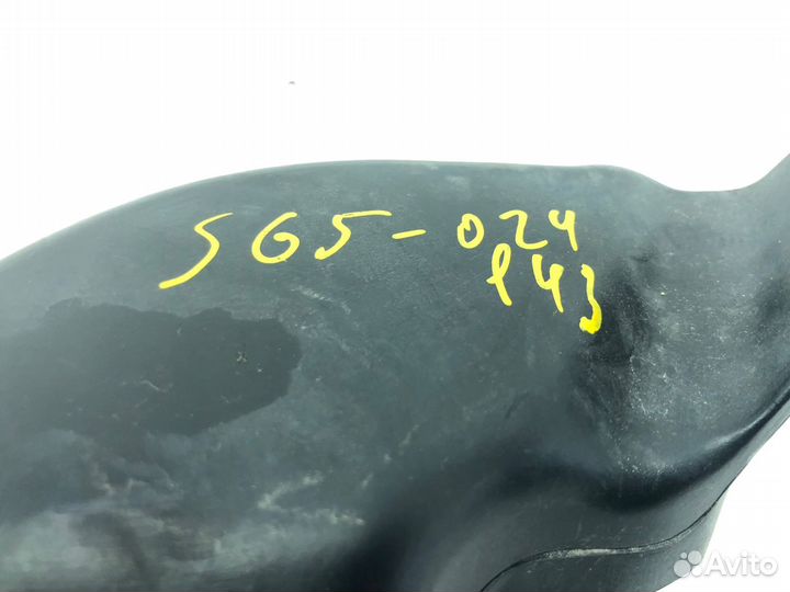 Воздуховод на впуск Subaru Forester SG5