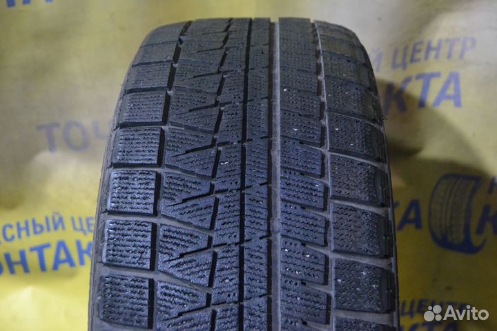 Bridgestone Blizzak Revo GZ 225/50 R17