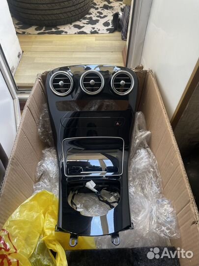 Центральная панель Mercedes c-class w205