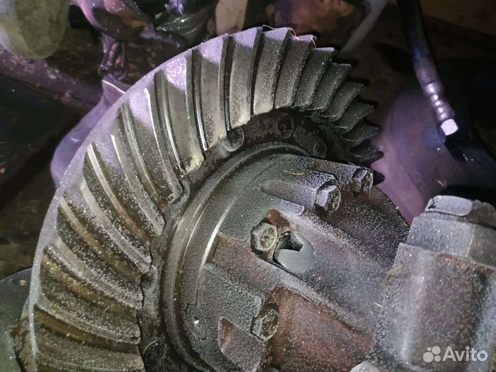 Редуктор гипоидный на ЗИЛ