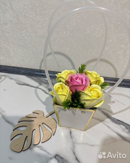 Букет из мыльных роз