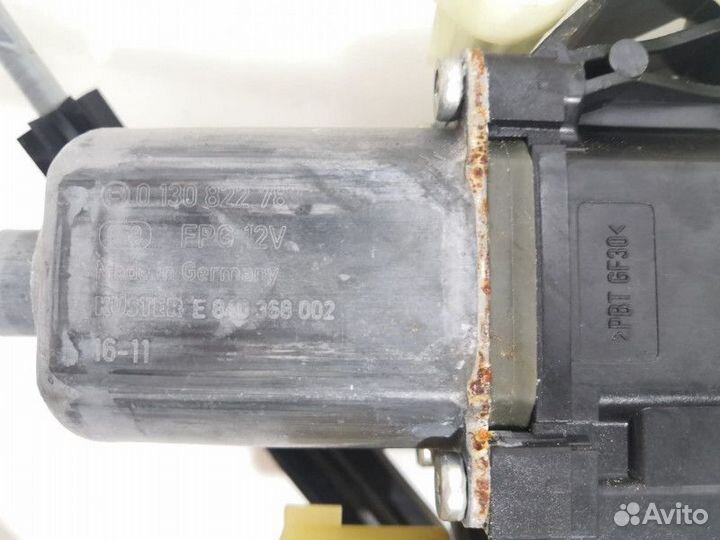 Стеклоподъемник электрический задний правый