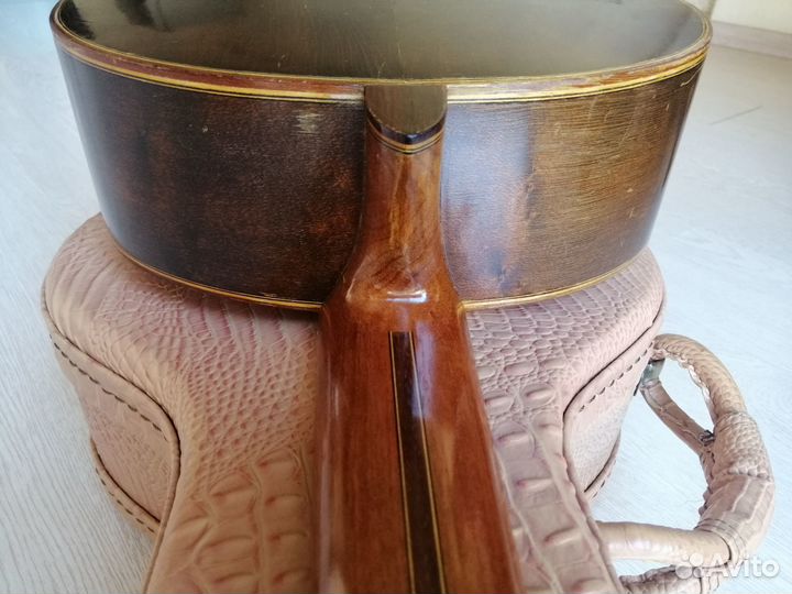 Мастеровая классическая гитара