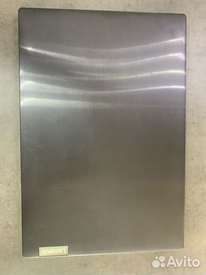 Ноутбук Lenovo/R5 3500/4GBVega8/1000GB/15.6