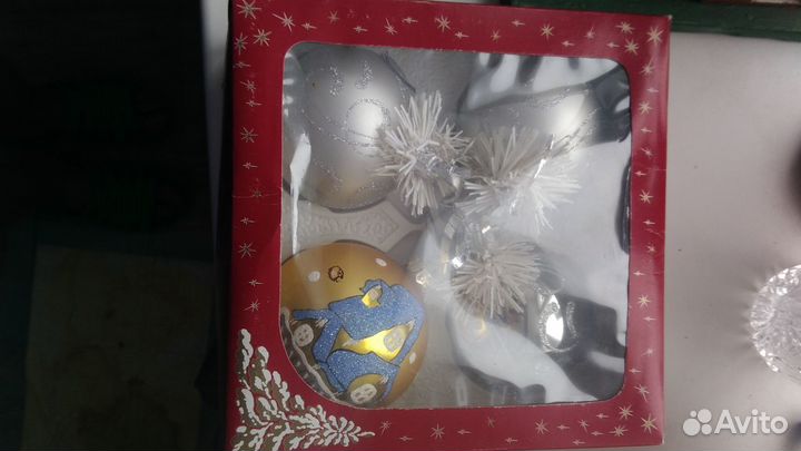 Продам набор стеклянных шариков на ёлку