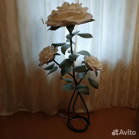 Торшер - Роза