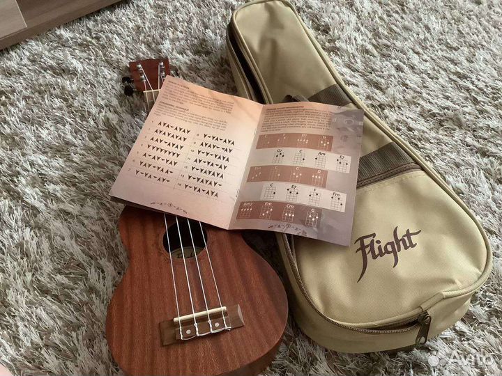 Укулеле, flight nus 310