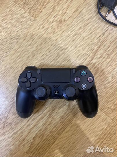 Sony playstation 4 PS4 pro 1tb