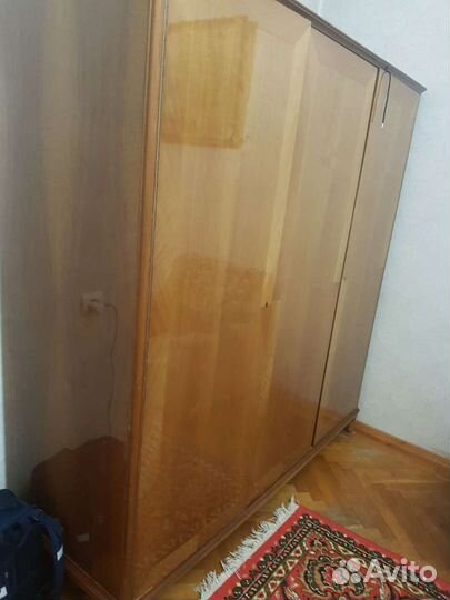 Шифонер трёх створчатый