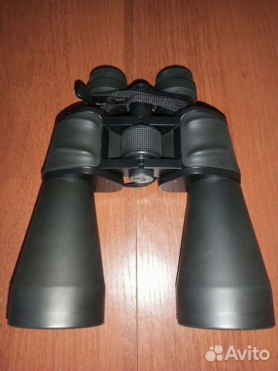 Бинокль Bresser 10-90 x 80