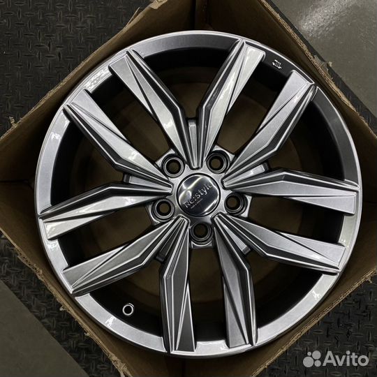 Диски новые 17 дюймов 5/114,3