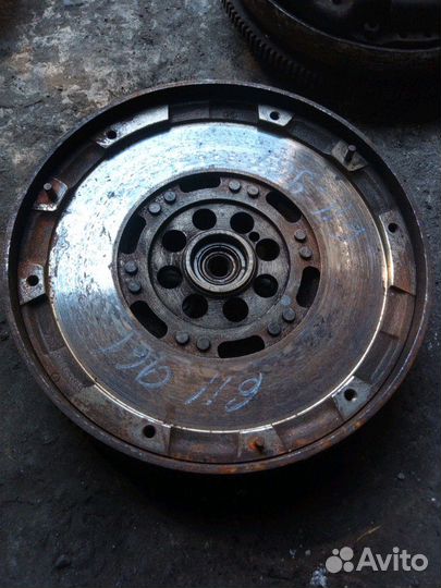 Маховик демферный Mercedes W202 W210
