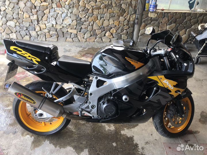 Honda CBR 919