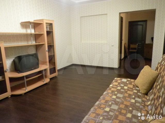 3-к. квартира, 86 м², 1/10 эт.