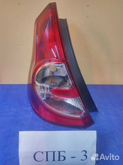 Фонарь левый Renault Sandero 1 2009-2014