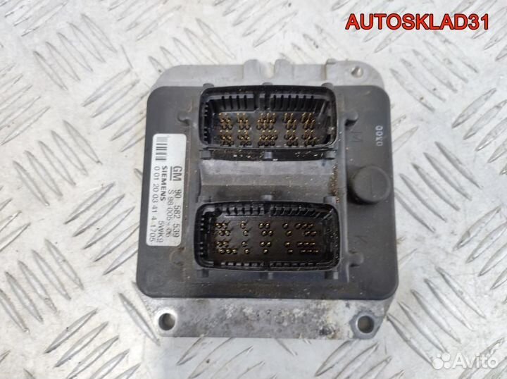 Блок Эбу Opel Vectra B 1.8 X18XE1 90582539