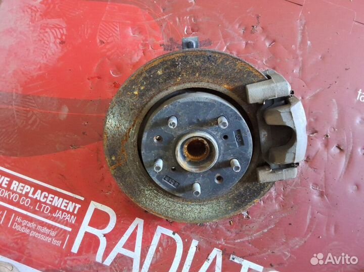 Ступица Suzuki Swift ZC31S (Переднее Правое)