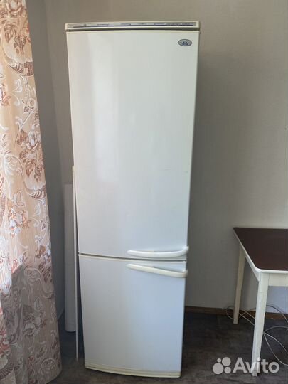 Холодильник атлант бу