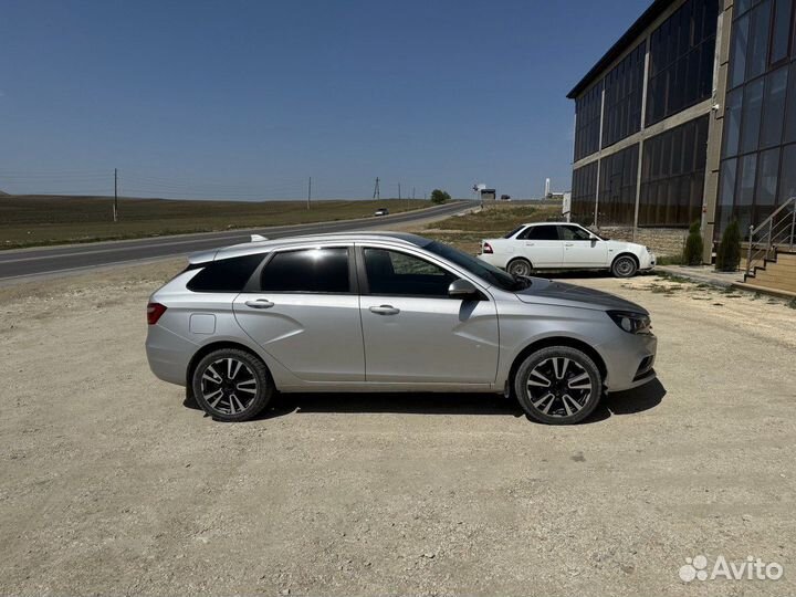 LADA Vesta 1.6 МТ, 2019, 126 000 км