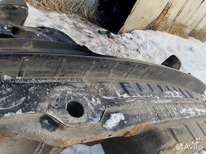 Панель задняя bmw e39 забняя панел BMW E39