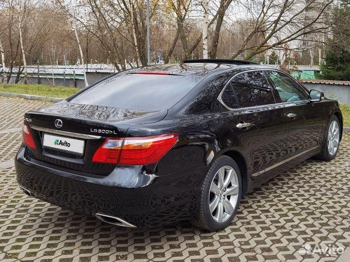 Lexus LS 5.0 CVT, 2010, 214 600 км