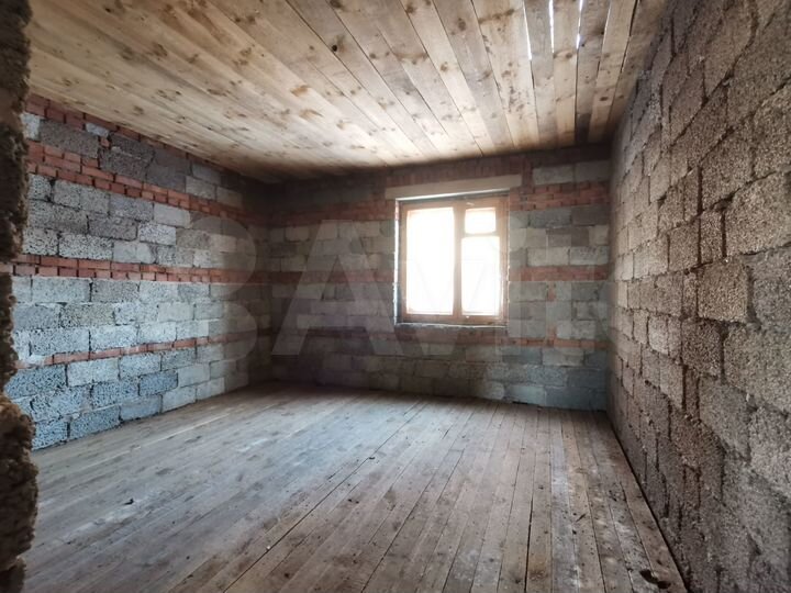 Дом 91,8 м² на участке 14,9 сот.