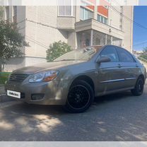 Kia Cerato 1.6 MT, 2007, 350 000 км, с пробегом, цена 415 000 руб.