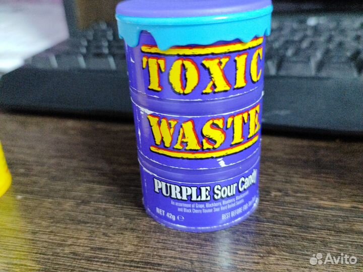 Банки toxic waste