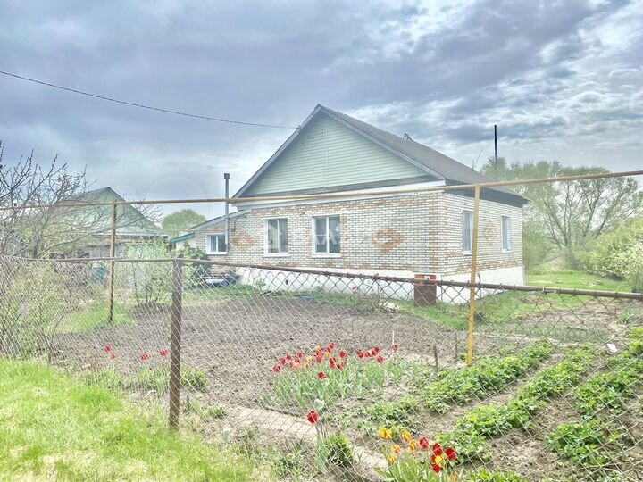 Дом 81 м² на участке 8,4 сот.