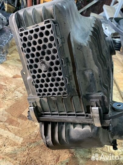 Корпус воздушного фильтра Porsche Cayenne 955 3.2