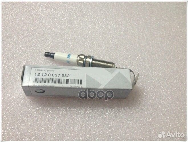 Свеча зажигания 12120037582 BMW