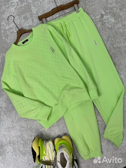 Спортивный костюм