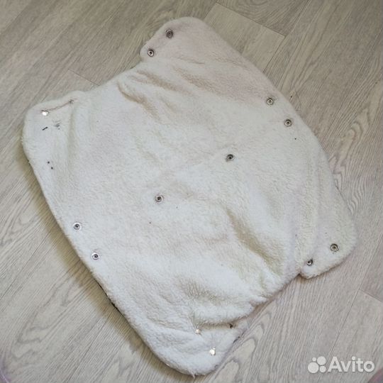 Муфта для коляски для рук на кнопках