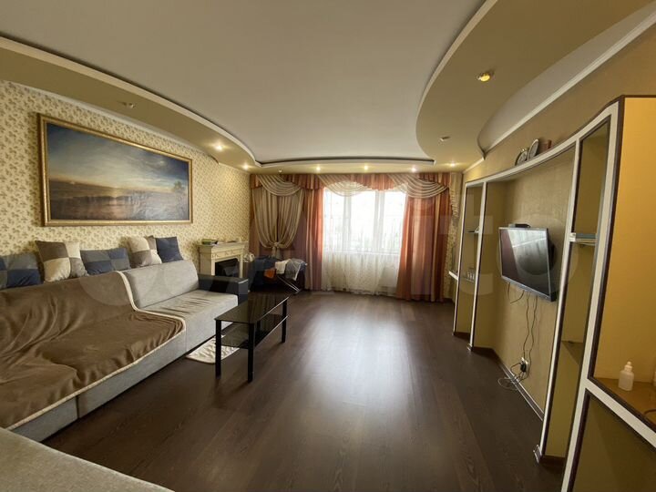 3-к. квартира, 81 м², 8/12 эт.