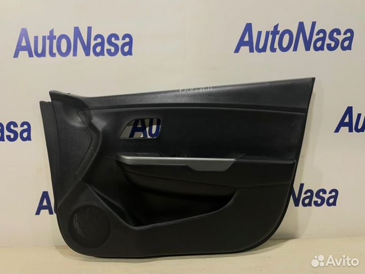 Обшивка двери передняя правая Kia Rio 3 седан 1.4