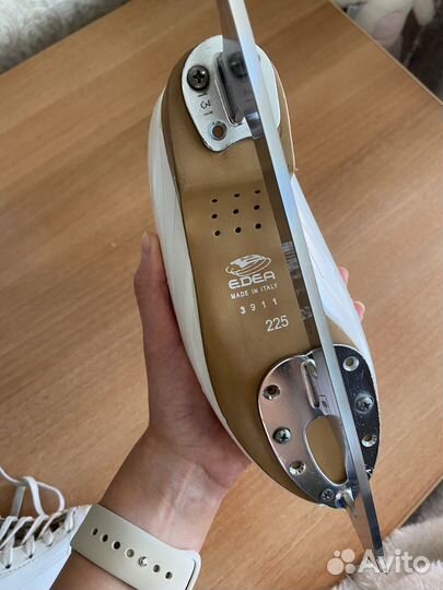 Фигурные коньки edea