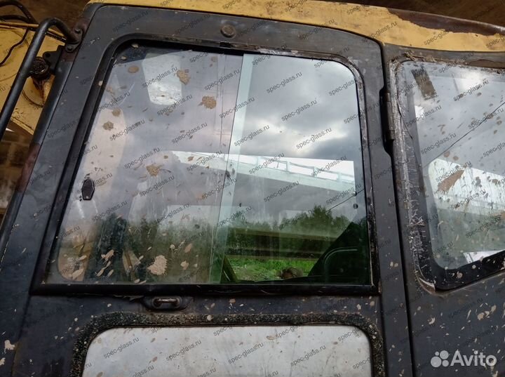 Стекло кабины xcmg RP603