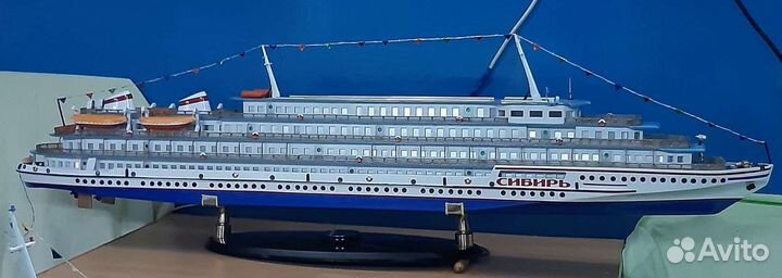 Модель речного теплохода