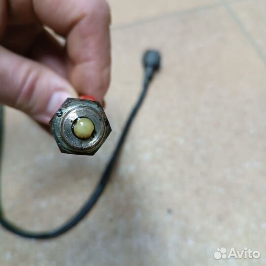 Датчик заднего хода Subaru Legacy 2